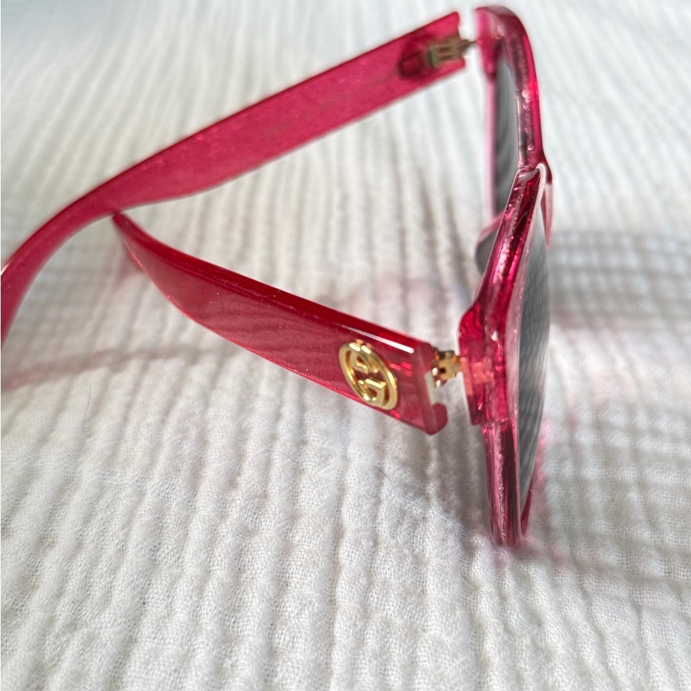 Gucci Pink Glitter Sunglasses - Picture 2 of 3
